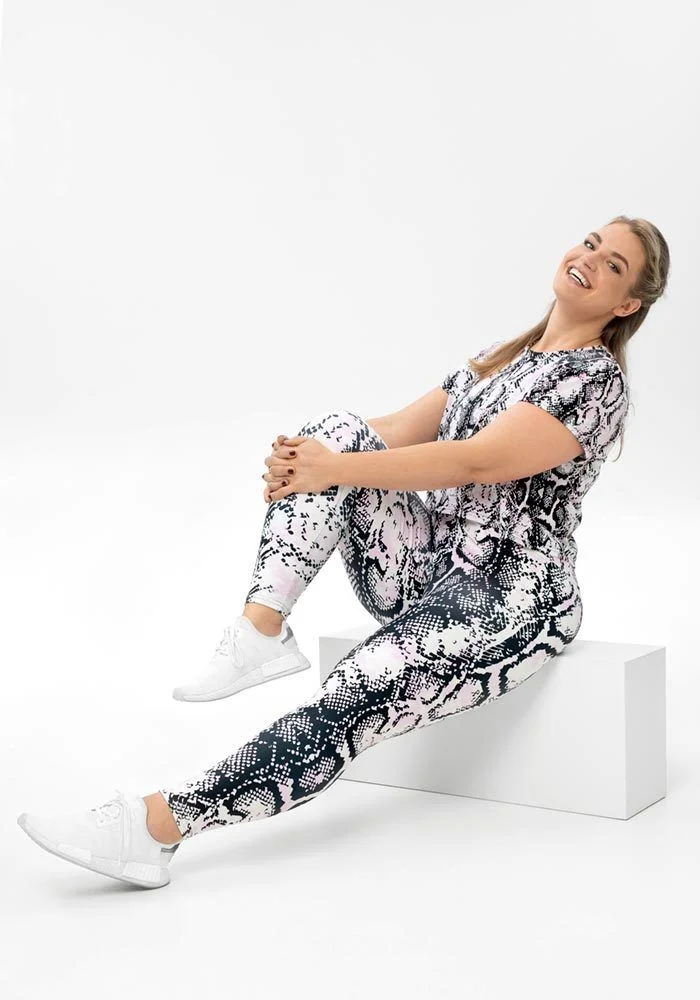 All-Over Print Plus Size Leggings